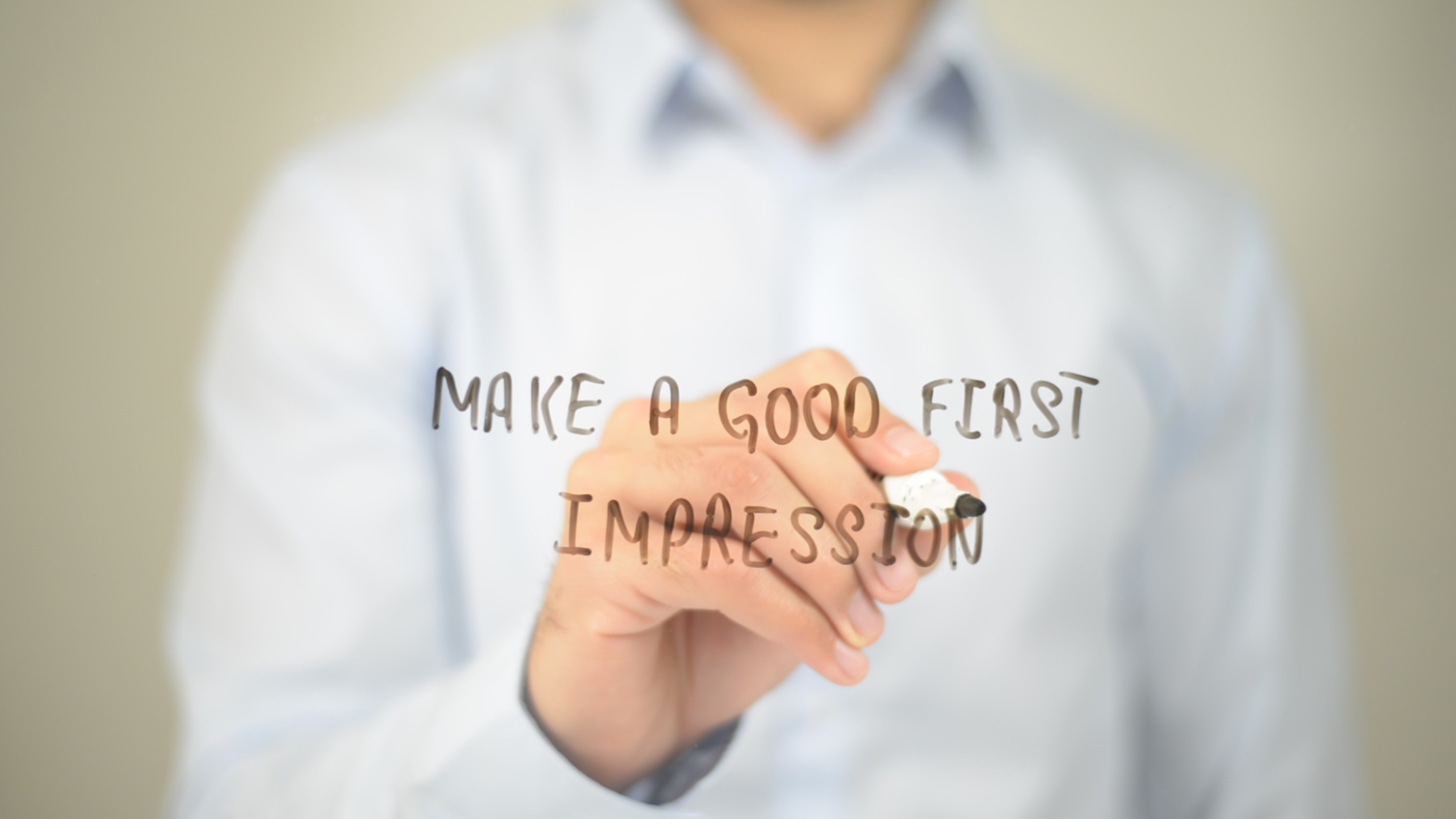 Resume writing tips for making a strong first impression
